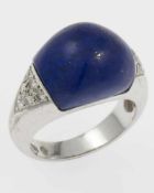 Kleiner Lapislazuli-Brillant-RingWeißgold 750. Ausgefasst mit Lapislazuli und kleinen Brill.