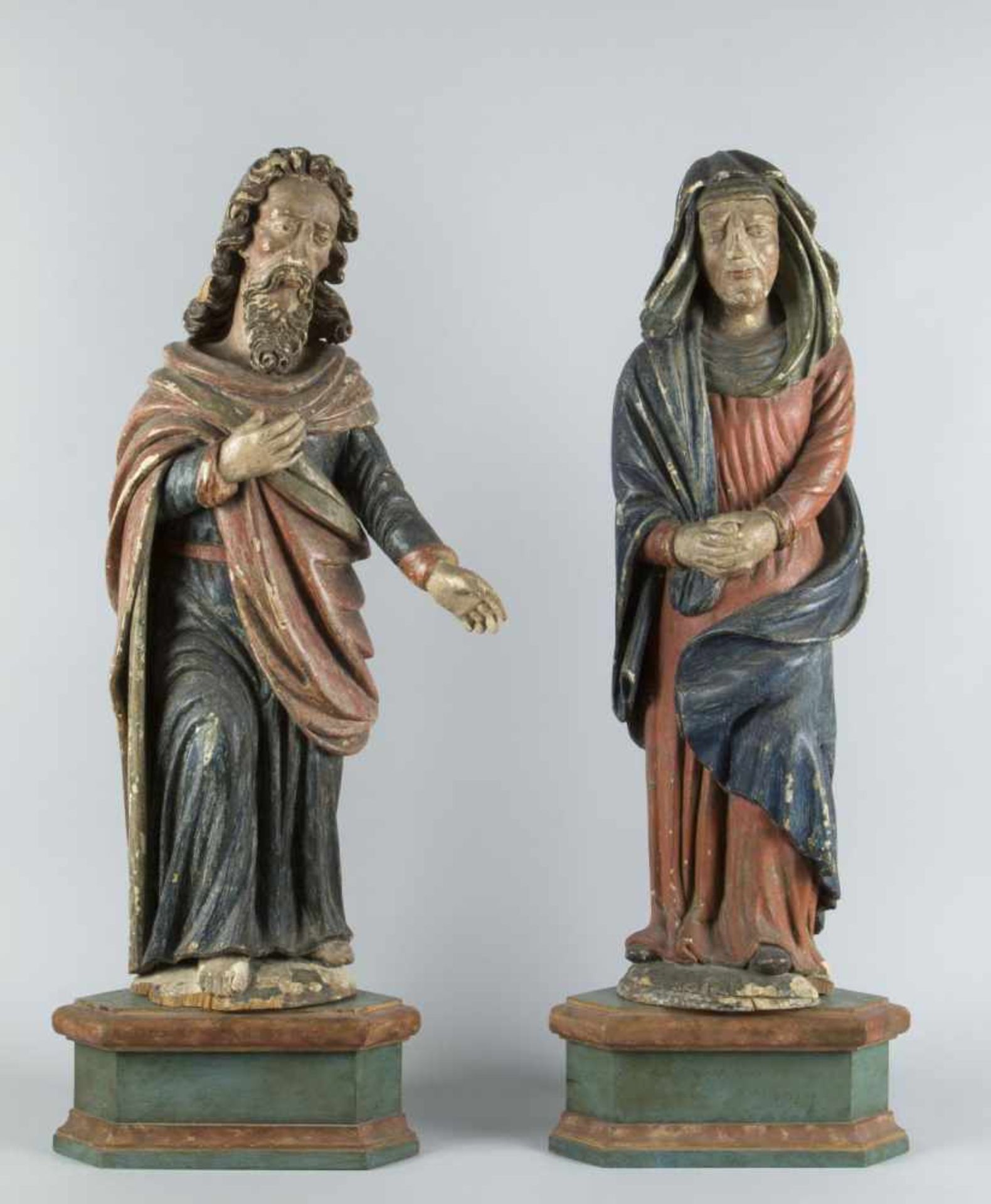 Maria und JosefHolz, geschnitzt. Rückseite gehöhlt. Farbfassung. Alpenländisch, 19. Jh. H. bis 103