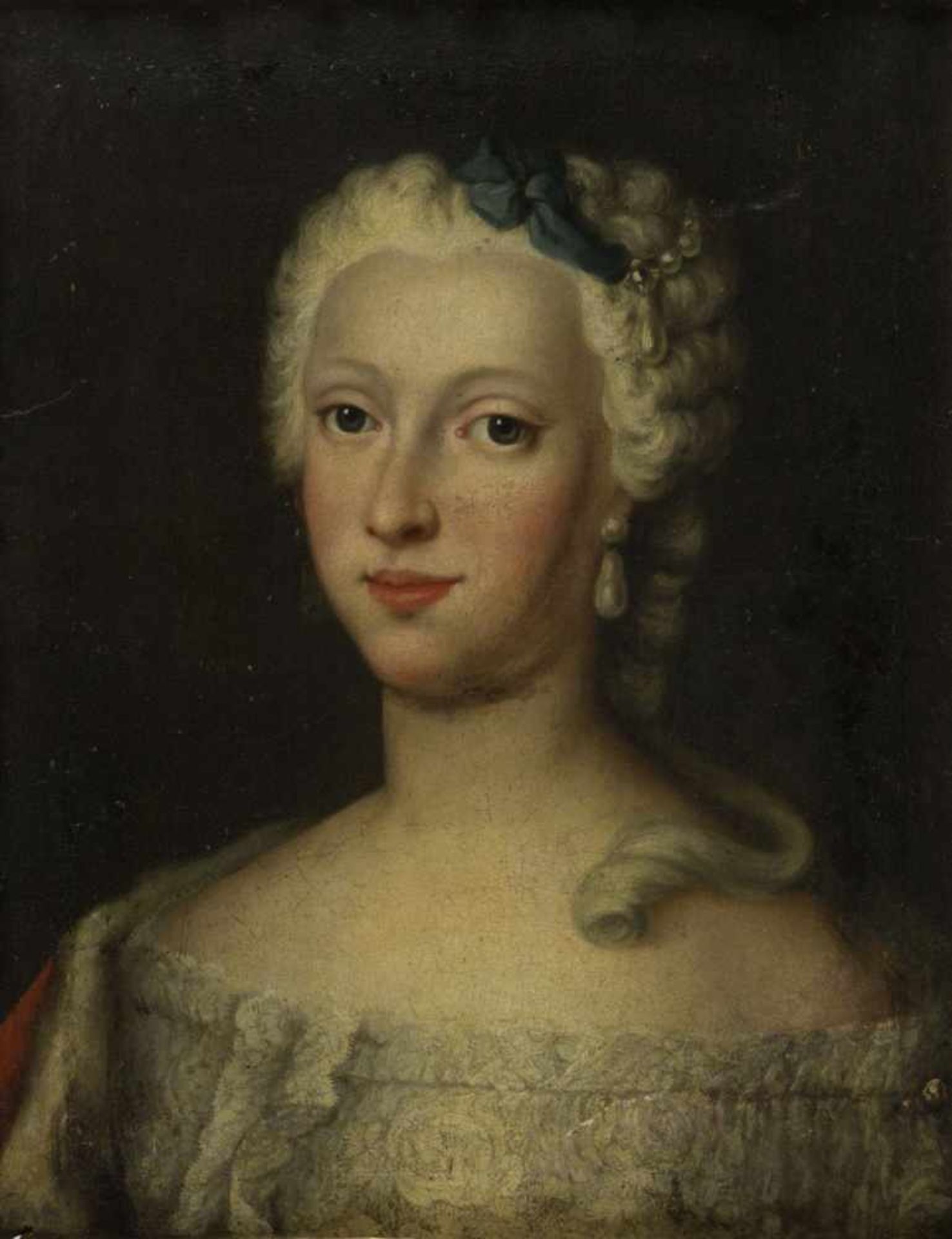 Frankreich, 18. Jh.Portrait einer Dame mit Perlenschmuck. Öl/Lwd., doubliert. 45 x 35 cm. Gerahmt.