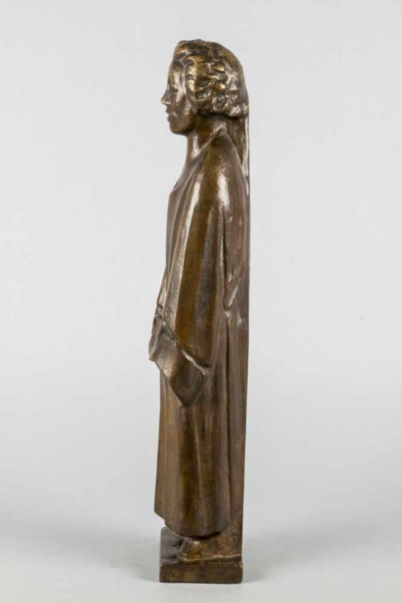 Barlach, Ernst. 1870 Wedel - Rostock 1938Der Sänger (singender Klosterschüler). Bronze, braun - Bild 3 aus 9