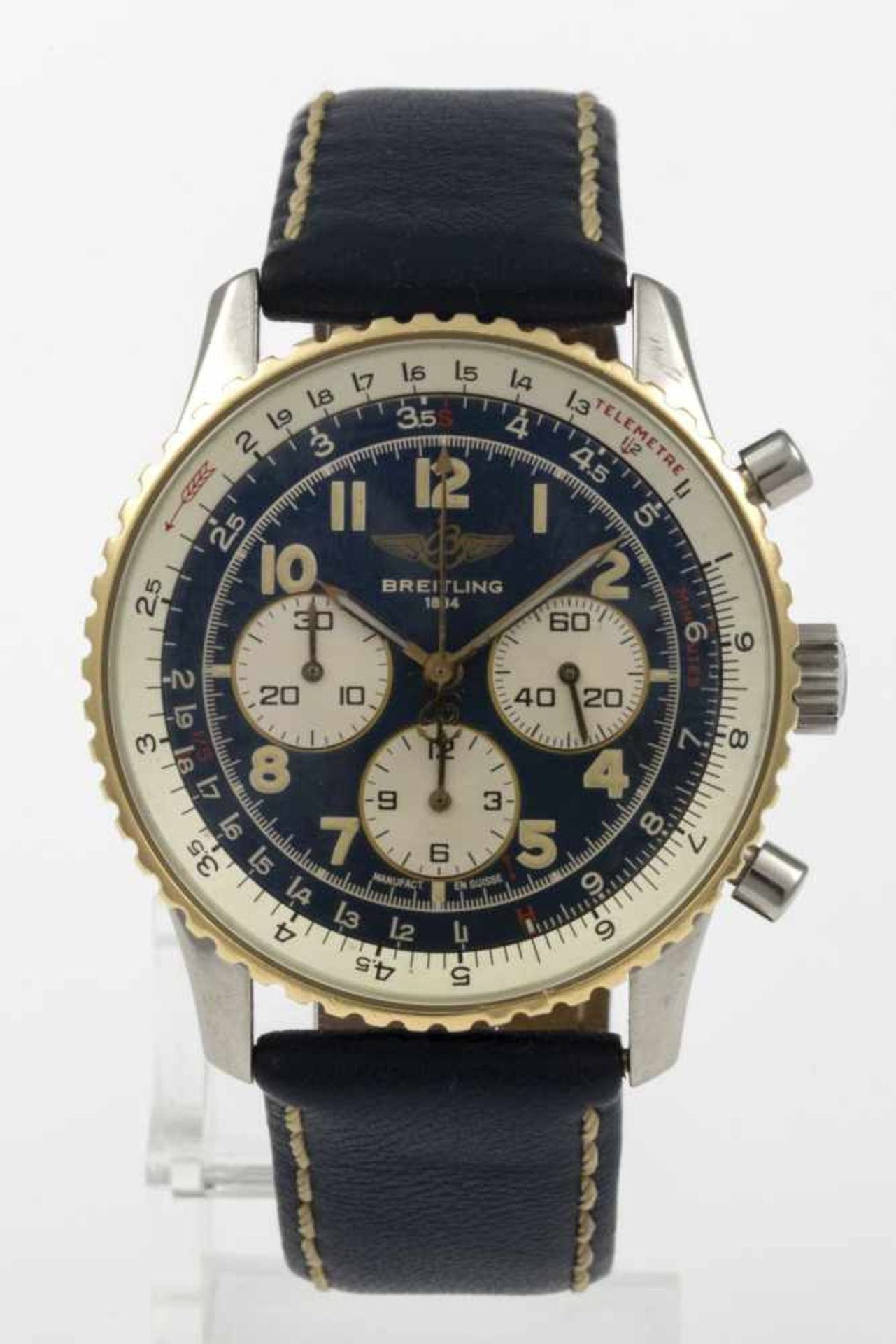 Breitling-Armbanduhr Chronograph Navitimer 92Gehäuse aus Stahl. Beidseitig drehbare Lünette aus