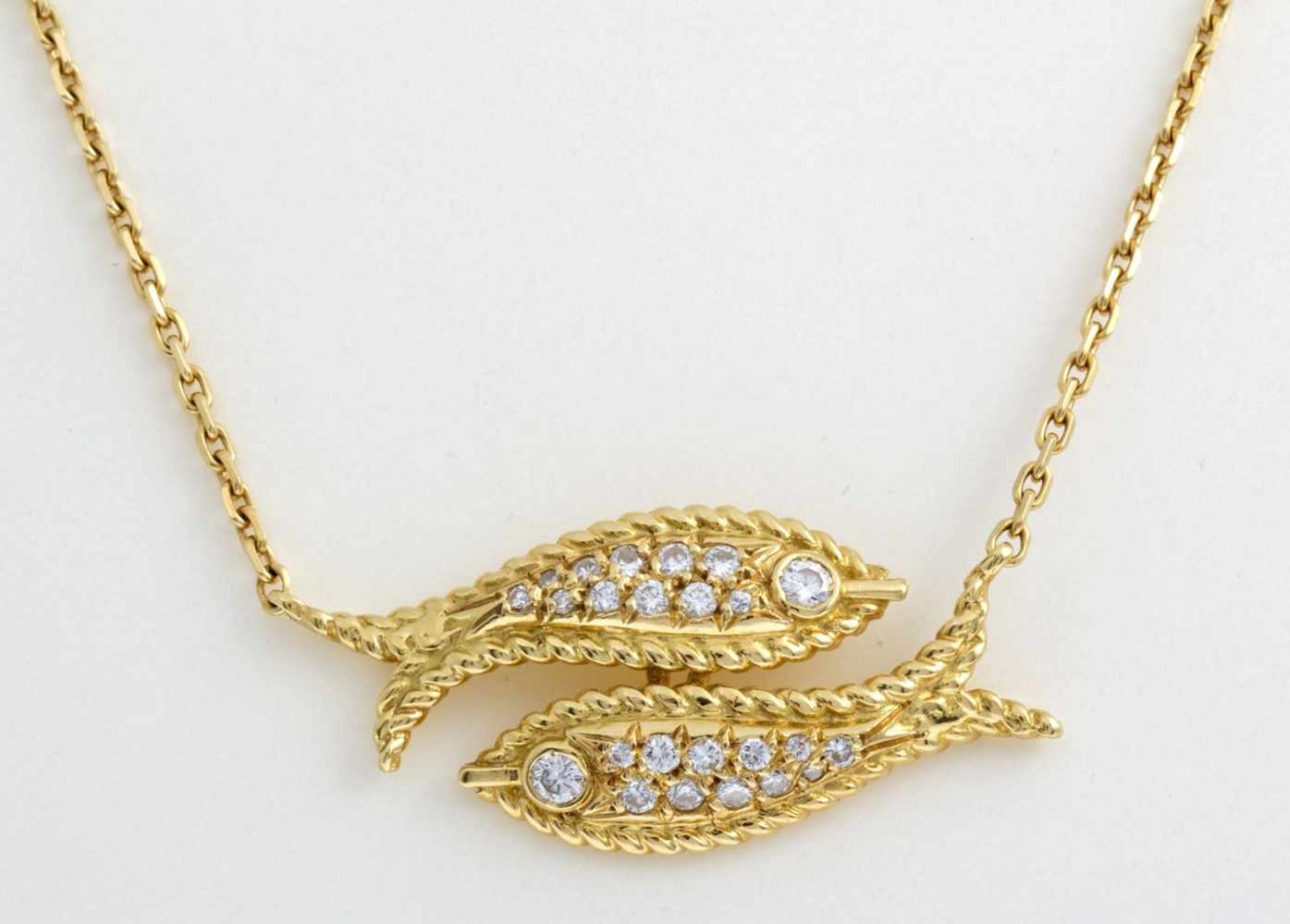 Sternzeichen Collier "Fische"Gelbgold 750. Zarte Ankerkette. 2 Fische ausgefasst mit kleinen - Bild 2 aus 2