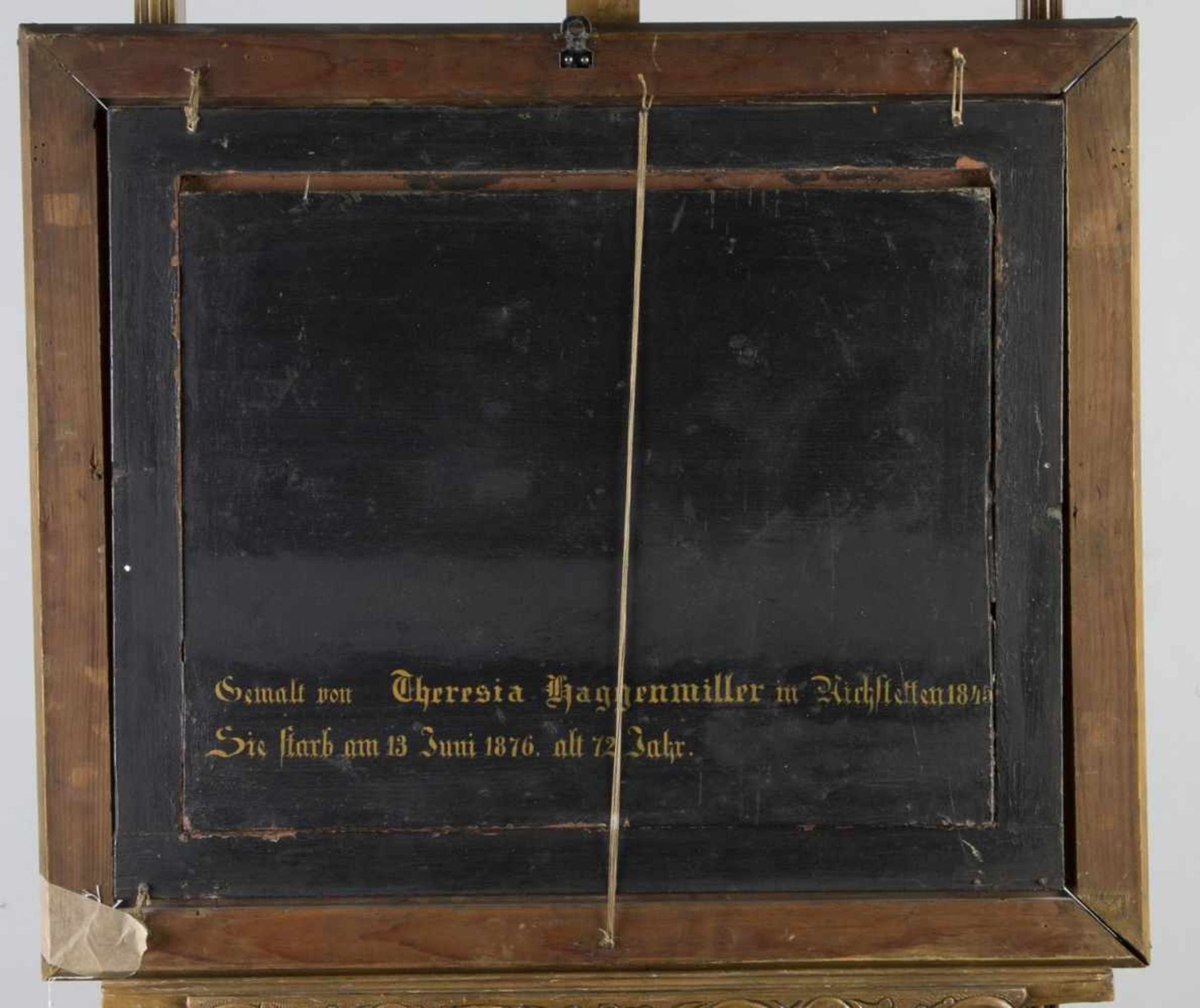 Haggenmiller, Theresia. ? - 1876Füchsin mit ihren Jungen. Öl/Holz. 1845 54 x 63 cm. Gerahmt. Verso - Bild 4 aus 4