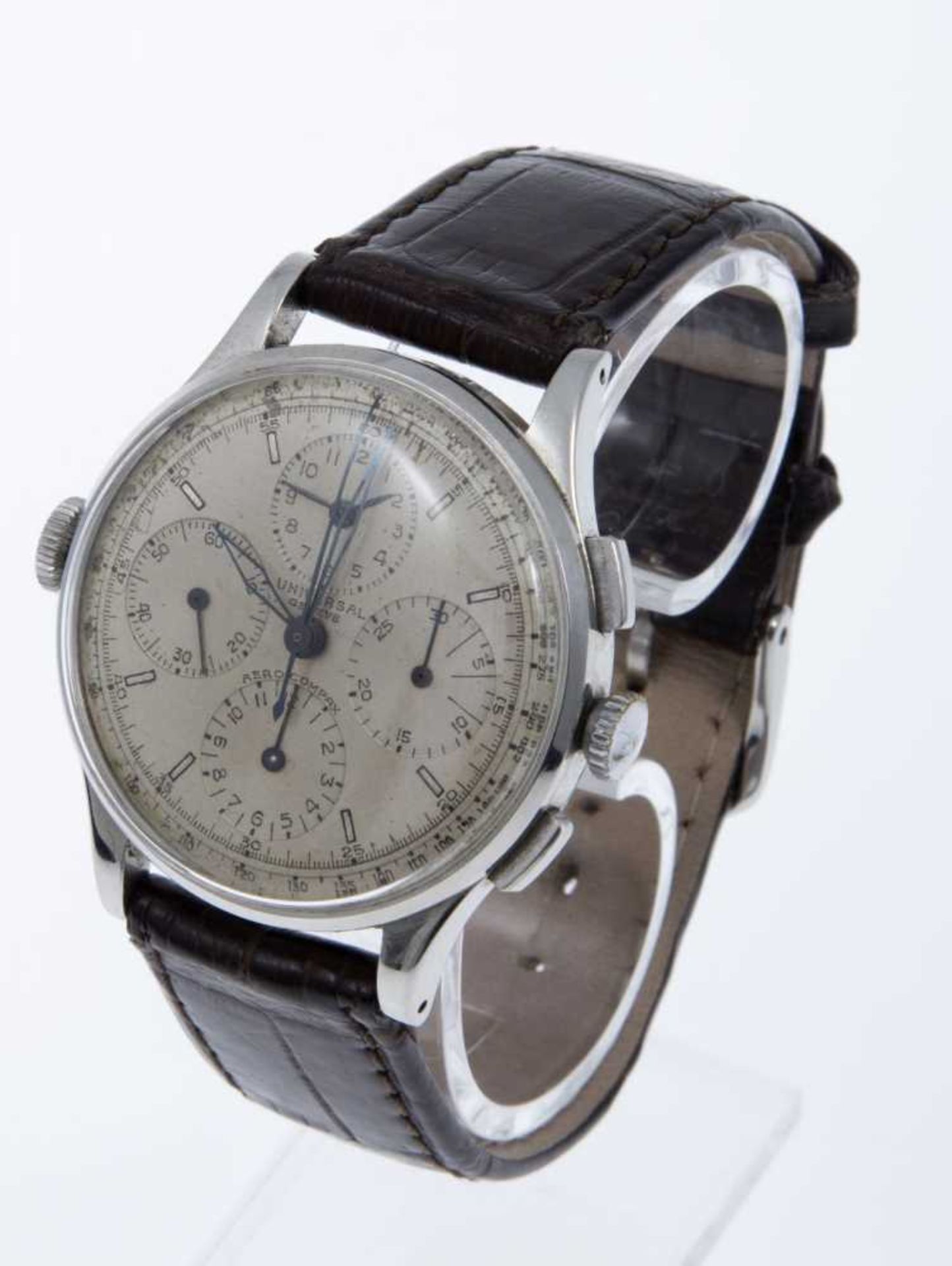 Universal Genève-Armbanduhr "Aero Compax" mit ChronographGehäuse aus Stahl. Versilbertes Zifferblatt