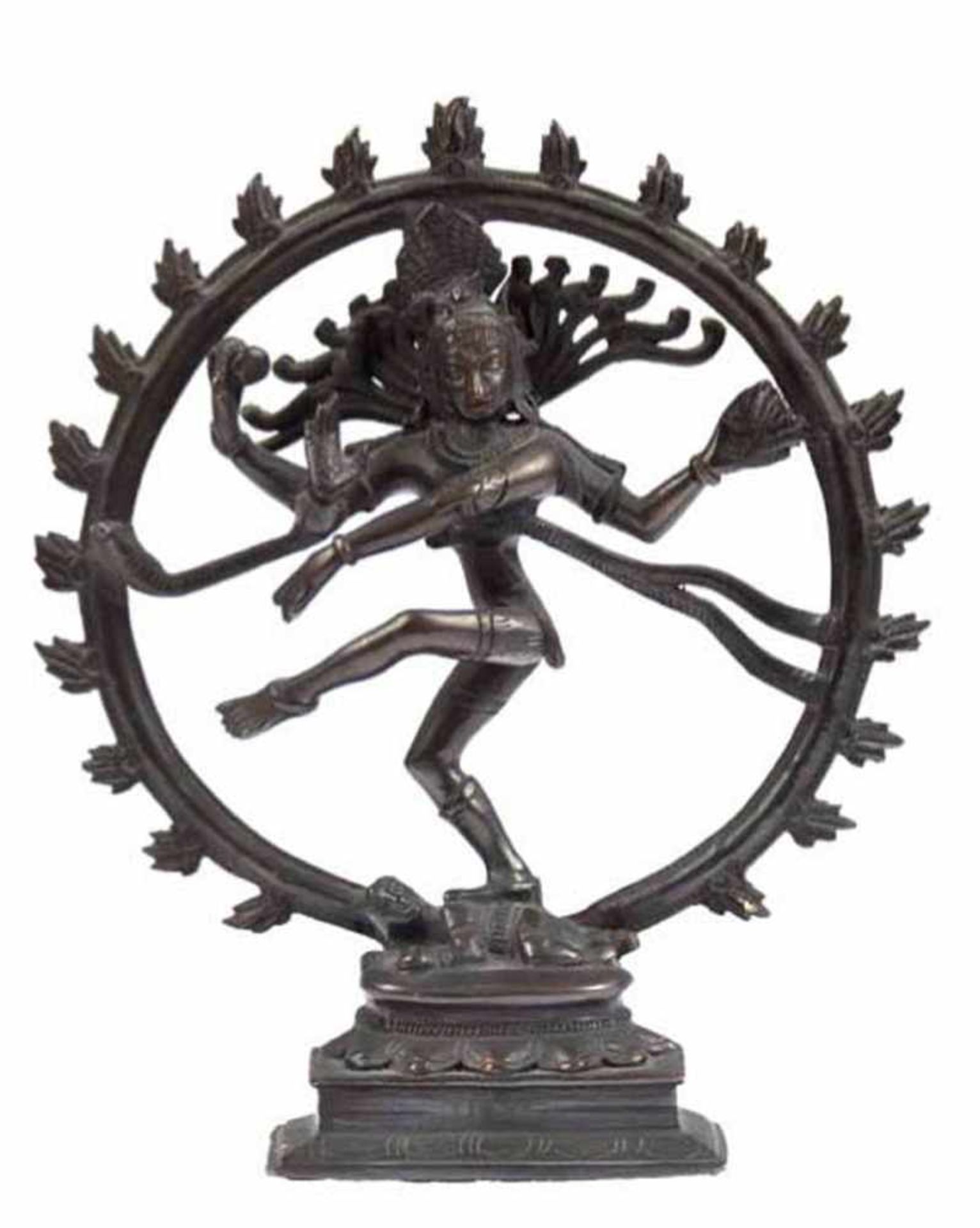 Shiva-Figur "Shiva Nataraja in geflammter Aureole auf einem liegenden Dämonen tanzend",Nepal 20.