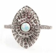 Ring, 925er Silber, navetteförmiger Ringkopf mittig besetzt mit Opal, RG 57