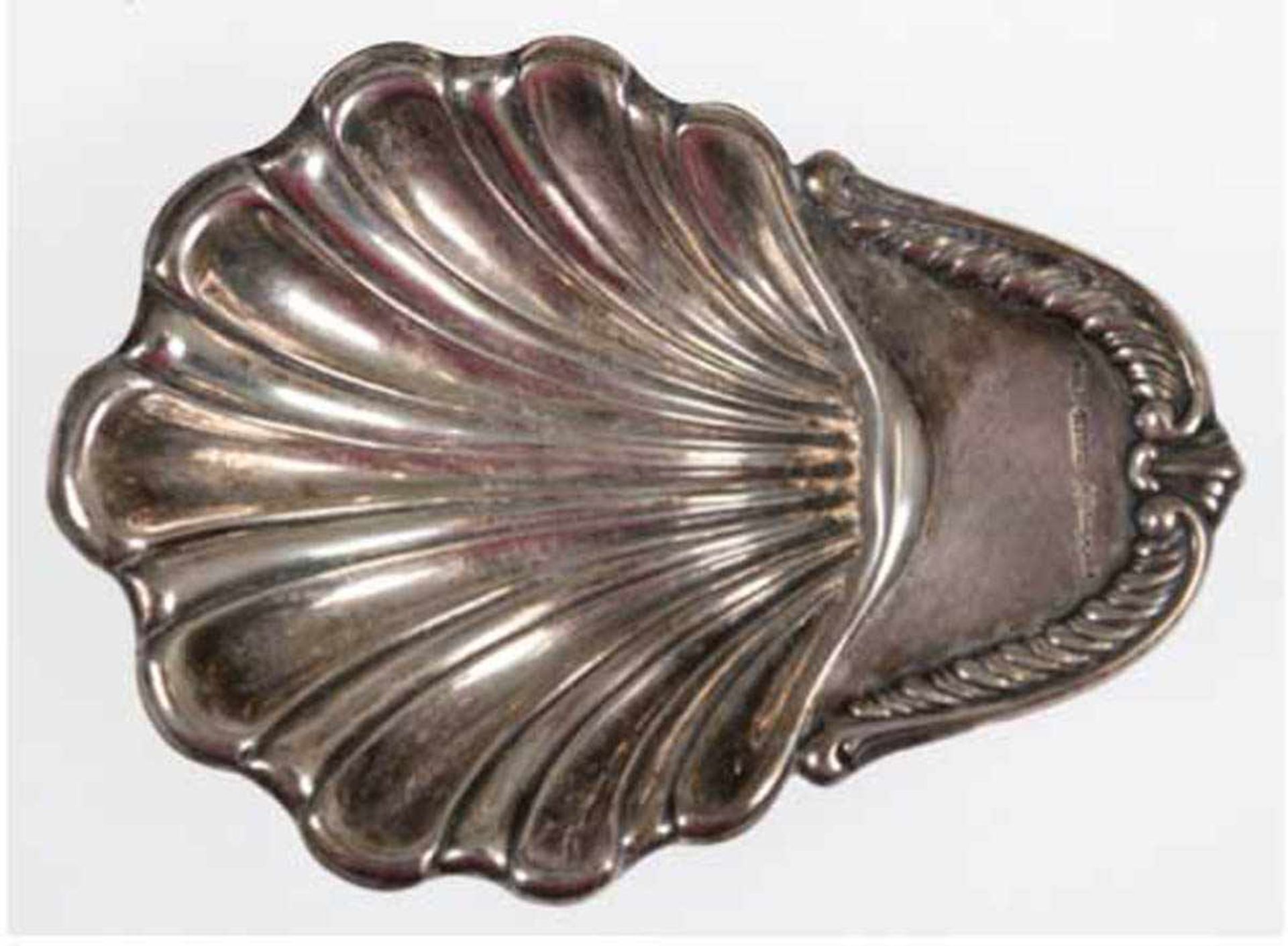 Salzschälchen in Muschelform auf 3 Kugelfüßen, 800er Silber, L. 8,4 cm