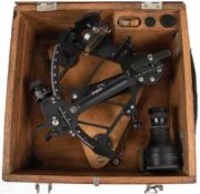 Sextant, UdSSR 1953, im Originalkasten, mit Zubehör und Unterlagen