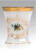 Biedermeier-Becher, um 1840, Alabasterglas, mit floraler Bemalung, Golddekor u.vergoldetem