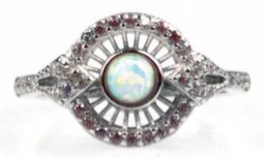 Ring, 925er Silber, runder Ringkopf durchbrochen gearbeitet, besetzt mit Opal undZirkonia, RG 54