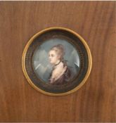 Miniaturmalerei auf Bein, um 1820, "Porträt einer Dame", sign. Milly, rund, Dm. 7 cm,Rahmen, 17,