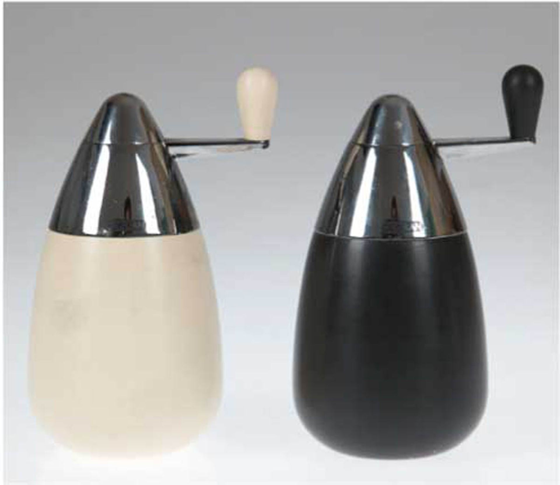 Pfeffer- und Salzmühle "Conran", Kunststoff/Chrom, dunkelbraun bzw. beige, H. 13,5 cm