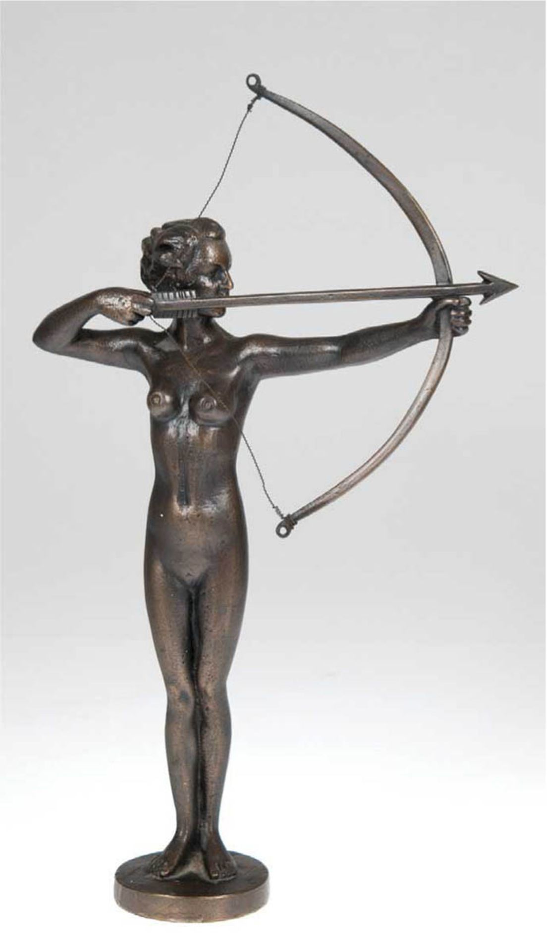 Bronzefigur "Diana mit Bogen", unsign., H. 41 cm