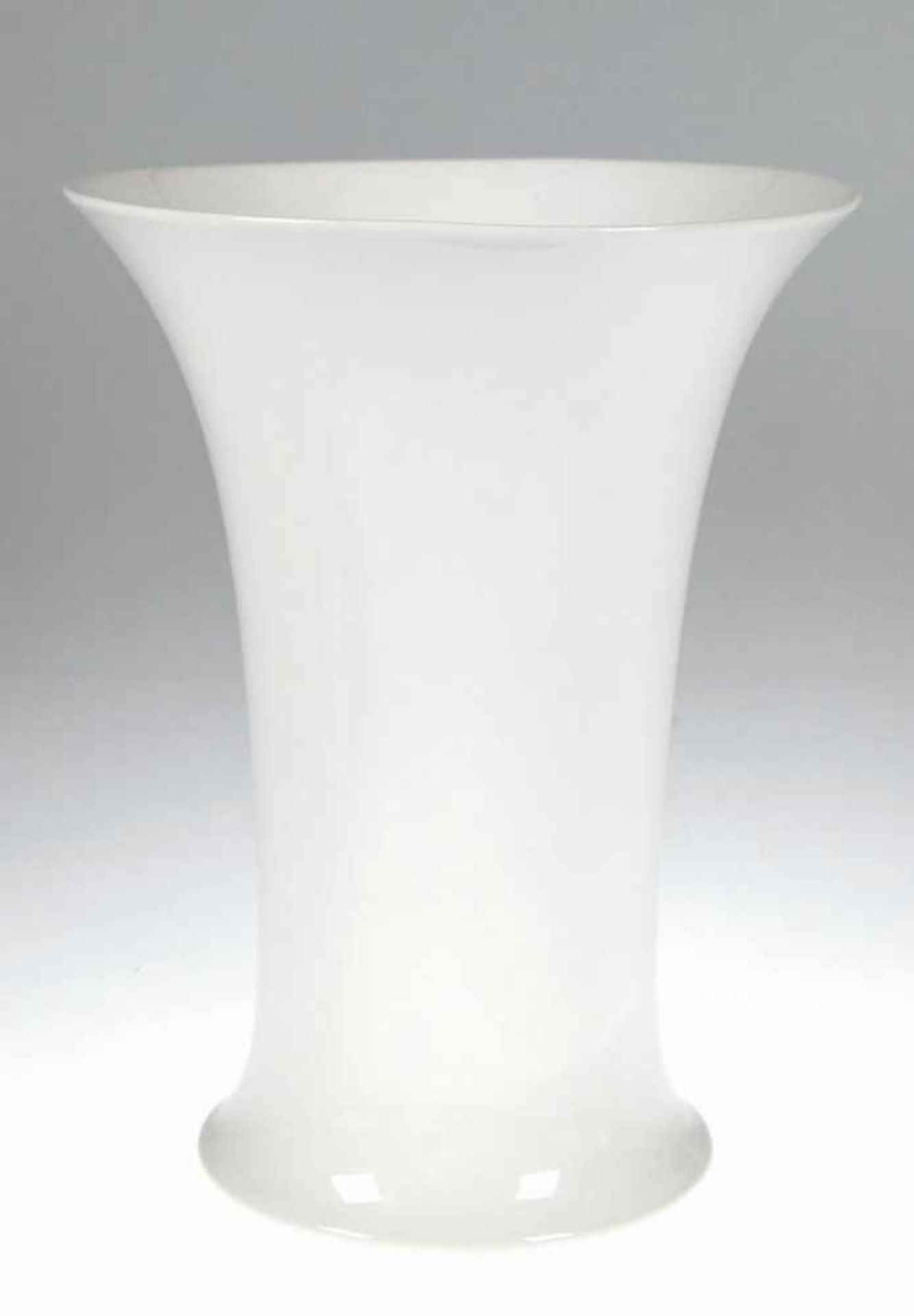 Vase, Goebel-Porzellan, Trompetenform, weiß, H. 31 cm