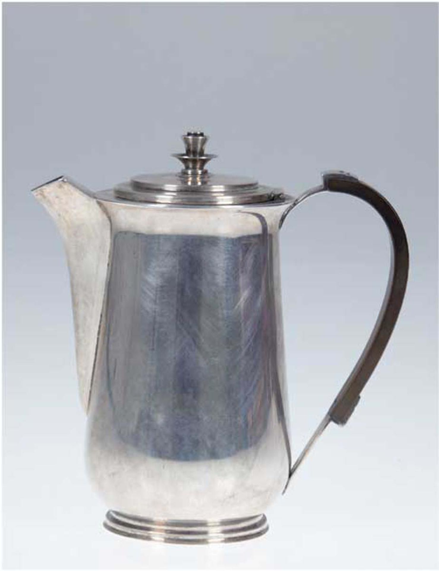 Art-Deco-Kaffeekanne, Dänemark 1934, Silber, punziert, ca. 377 g, Bakelithenkel, H. 18 cm