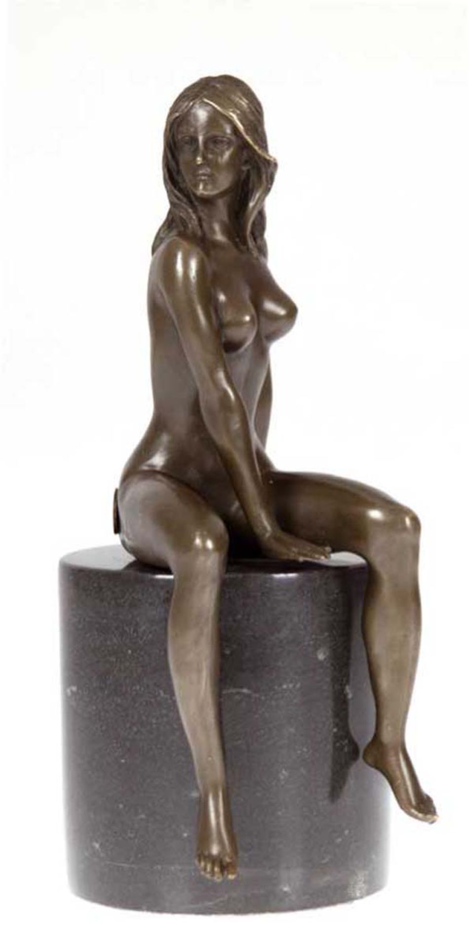 Bronze-Figur "Sitzender weiblicher Akt", Nachguß 20. Jh., signiert "Claude", braunpatiniert,