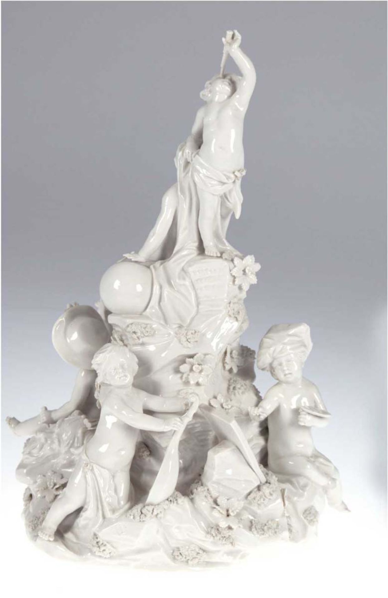 Große Figurengruppe, Nymphenburg "Allegorie der schönen Künste, Weißporzellan, Press-Nr.1157 1,