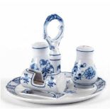 Menage, Duchcovsky Porcelan Dux, Zwiebelmuster, 4-teilig, rundes Tablett mit Handhabe,