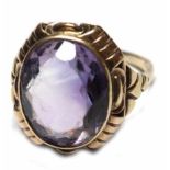 Ring, 585er GG, mit oval facettiertem Amethyst, Gew. 6,45 g, RG 57- - -23.80 % buyer's premium on