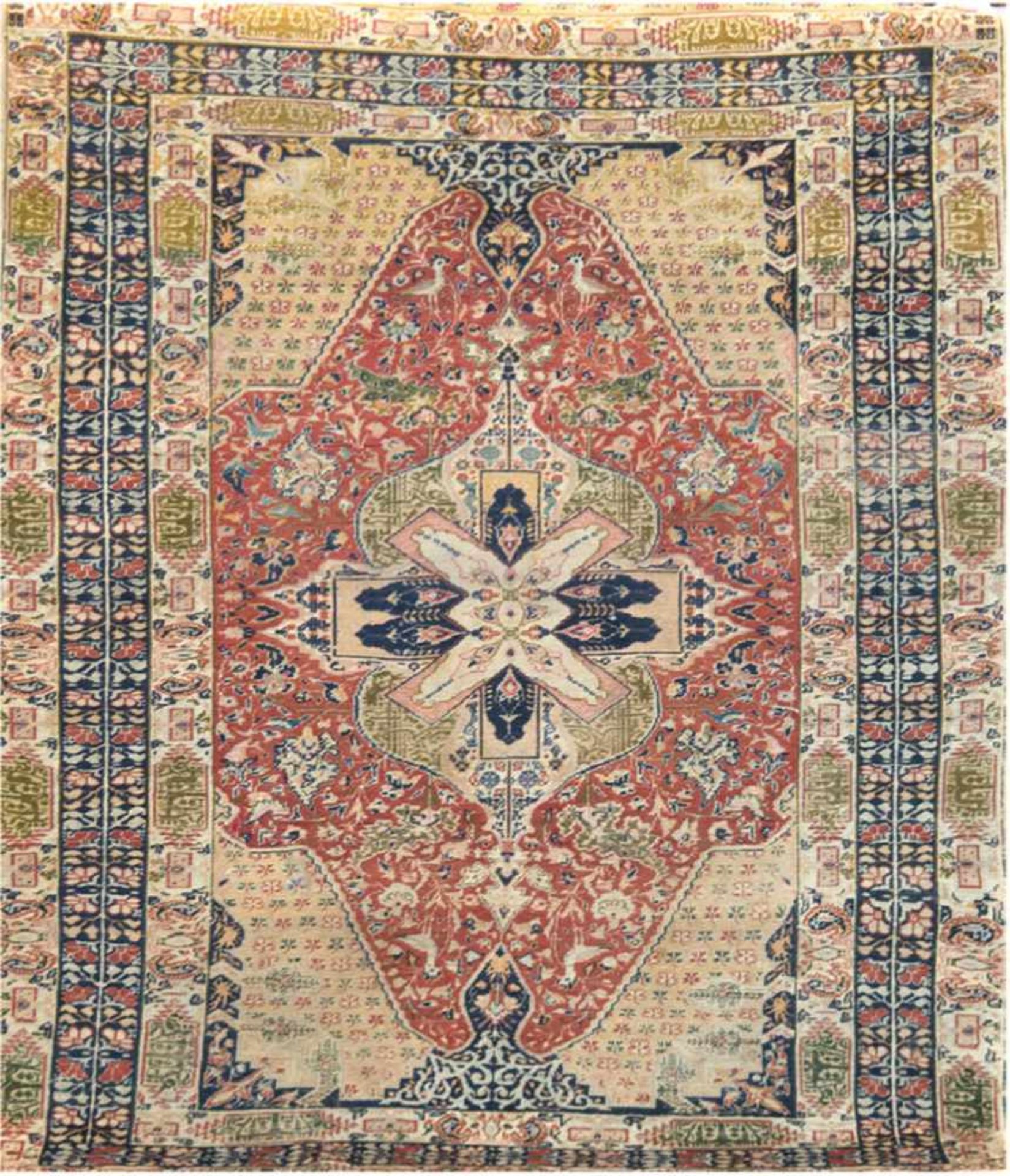 Teppich, Anatolien, rot/ blaugrundig, auf hellem Fond, mit zentralem Medaillon u. floralenMotiven,