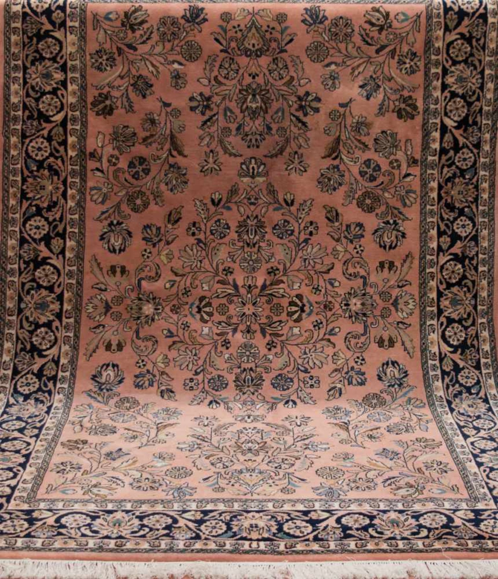 Orientteppich, Täbriz, rotgrundig mit zentralem Medaillon, floralem Muster, leichtfleckig, Kanten