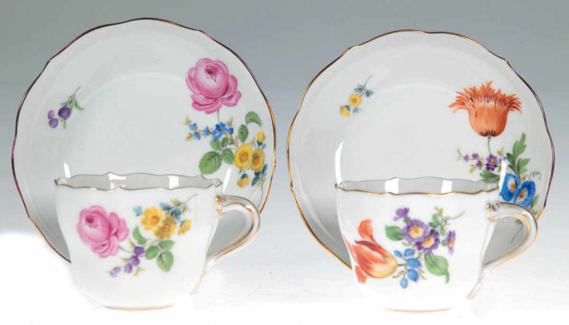 2 Meissen-Mokkatassen mit UT, Bunte Blume 3, Goldrand, Neuer Ausschnitt, 1. Wahl- - -23.80 % buyer's