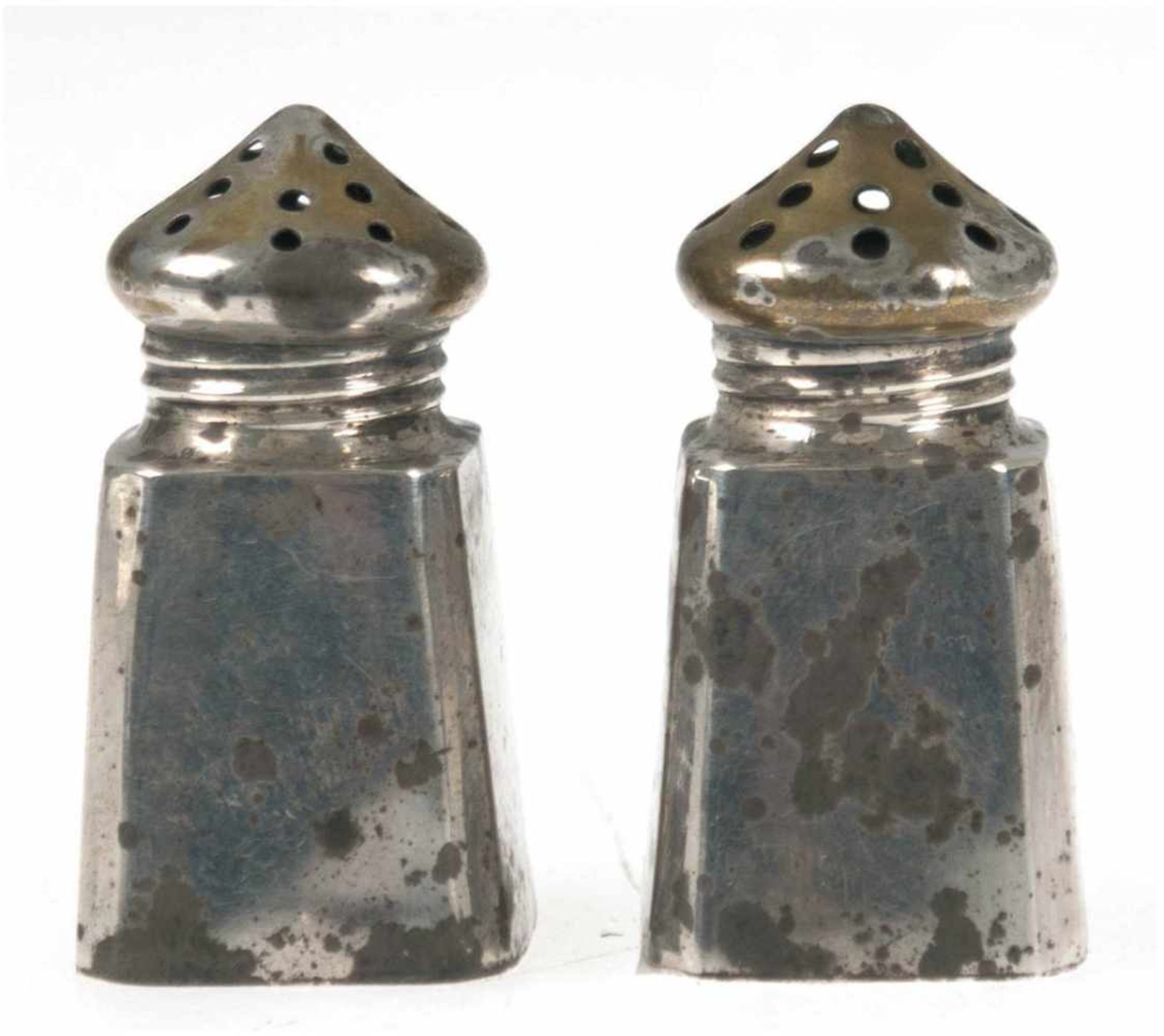 Salz- und Pfefferstreuer, 925er Silber, punziert, ca. 11 g, Streukopf mit Restvergoldung,