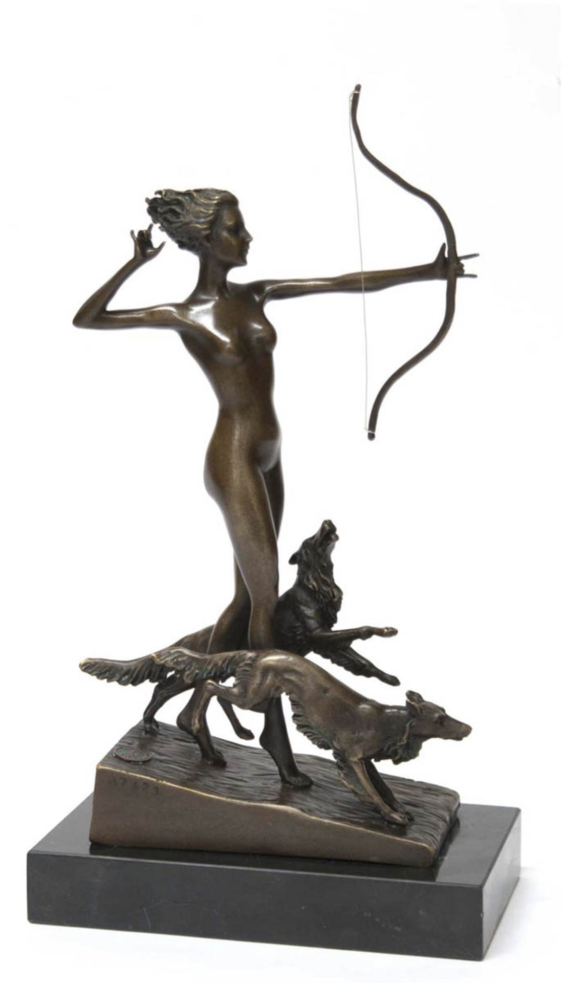 Bronze-Figurengruppe "Diana mit Bogen und zwei Hunden", Nachguß 20. Jh., signiert"Lorenzl", braun
