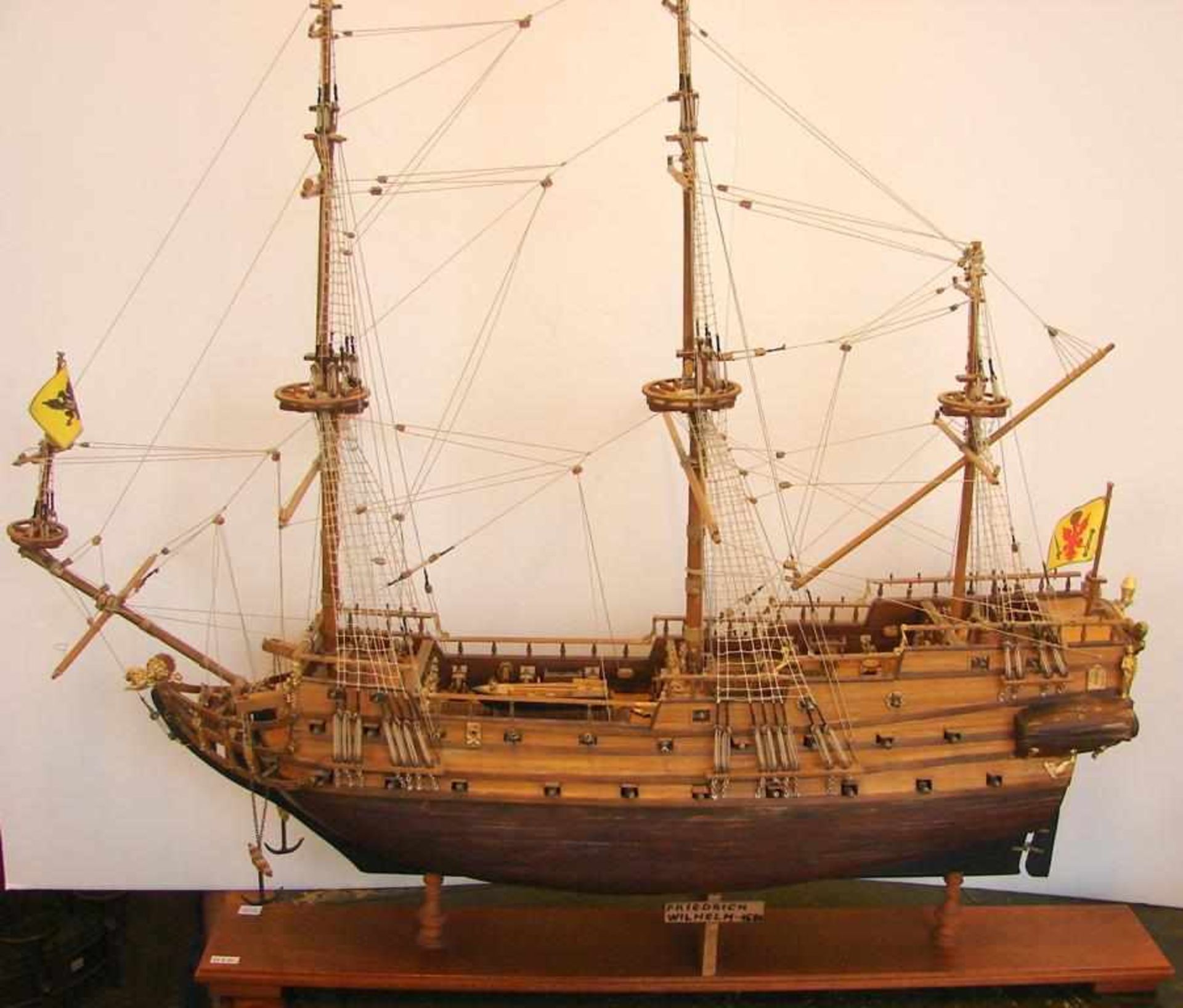 Schiffmodell, 3-Master, Holzarbeit, aufwendig gearbeitet, Länge ca. 85 cm