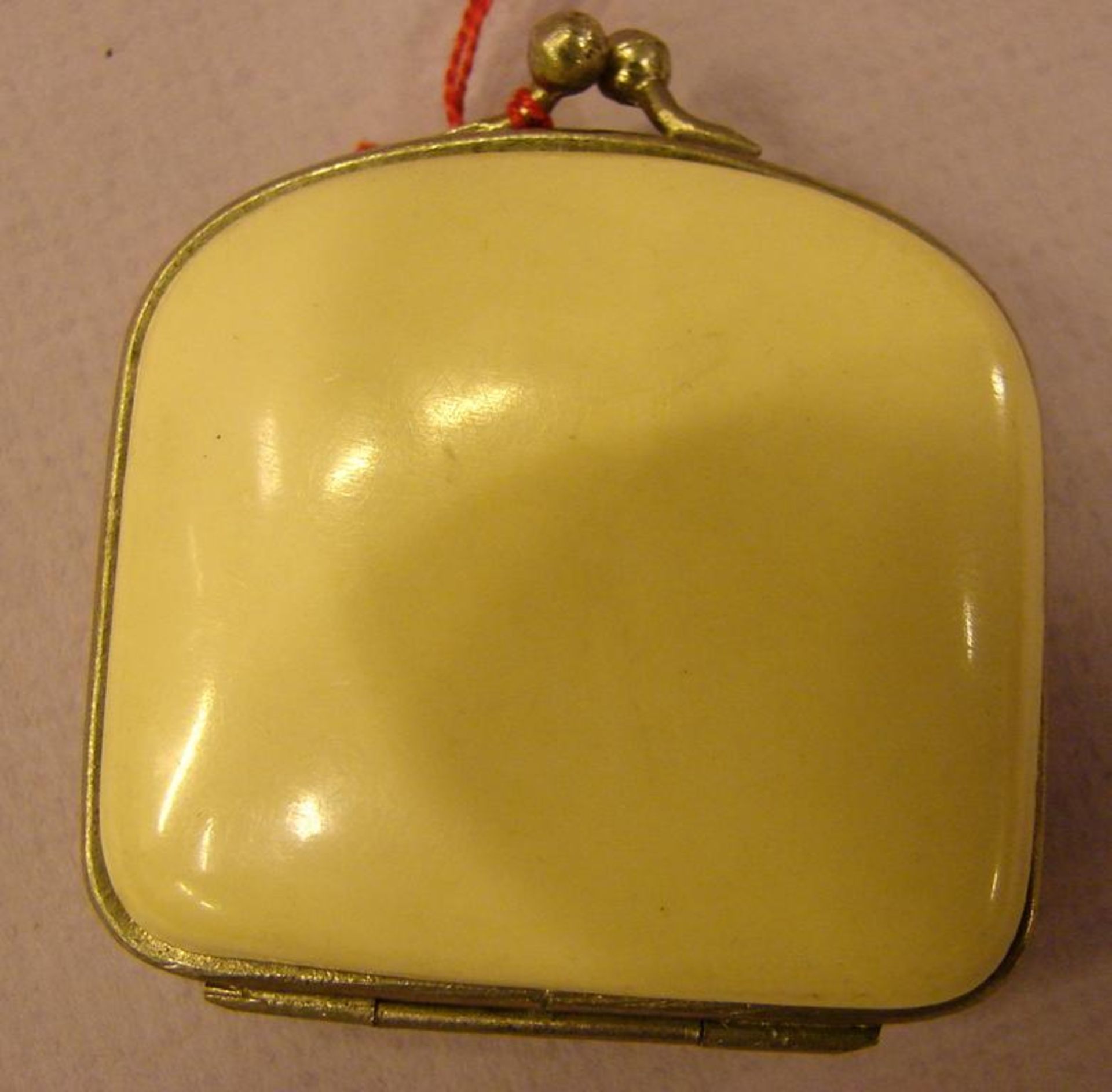 Kleine Tasche (Portemonnaie), Bein? mit Silbereinlegearbeit, Sottinnenleben, Klappverschluss,ca. 5 x - Bild 2 aus 4