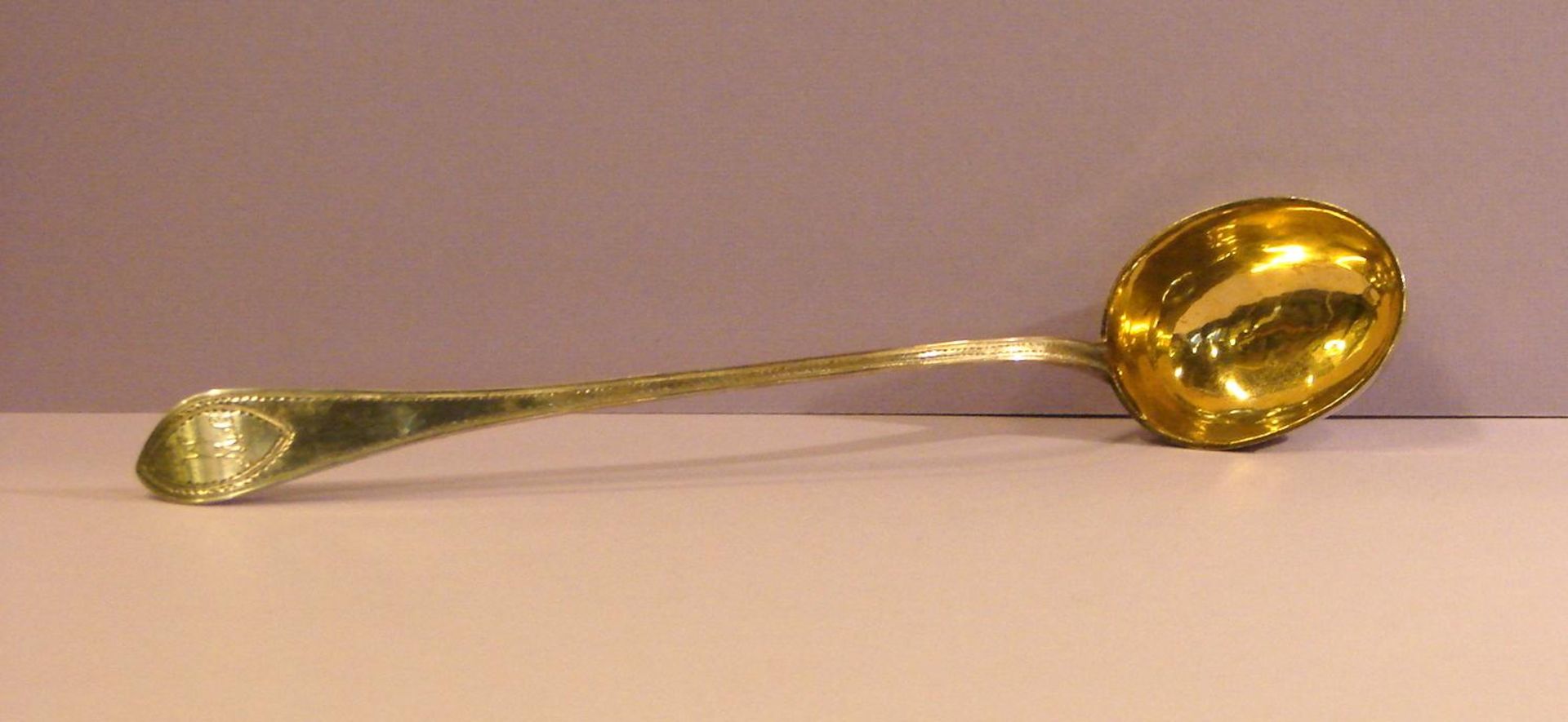 Suppenkelle, gross, innen vergoldet, Trimmulierstrich, um 1800, Silber, ca. 246 gr.,Norddeutsch,