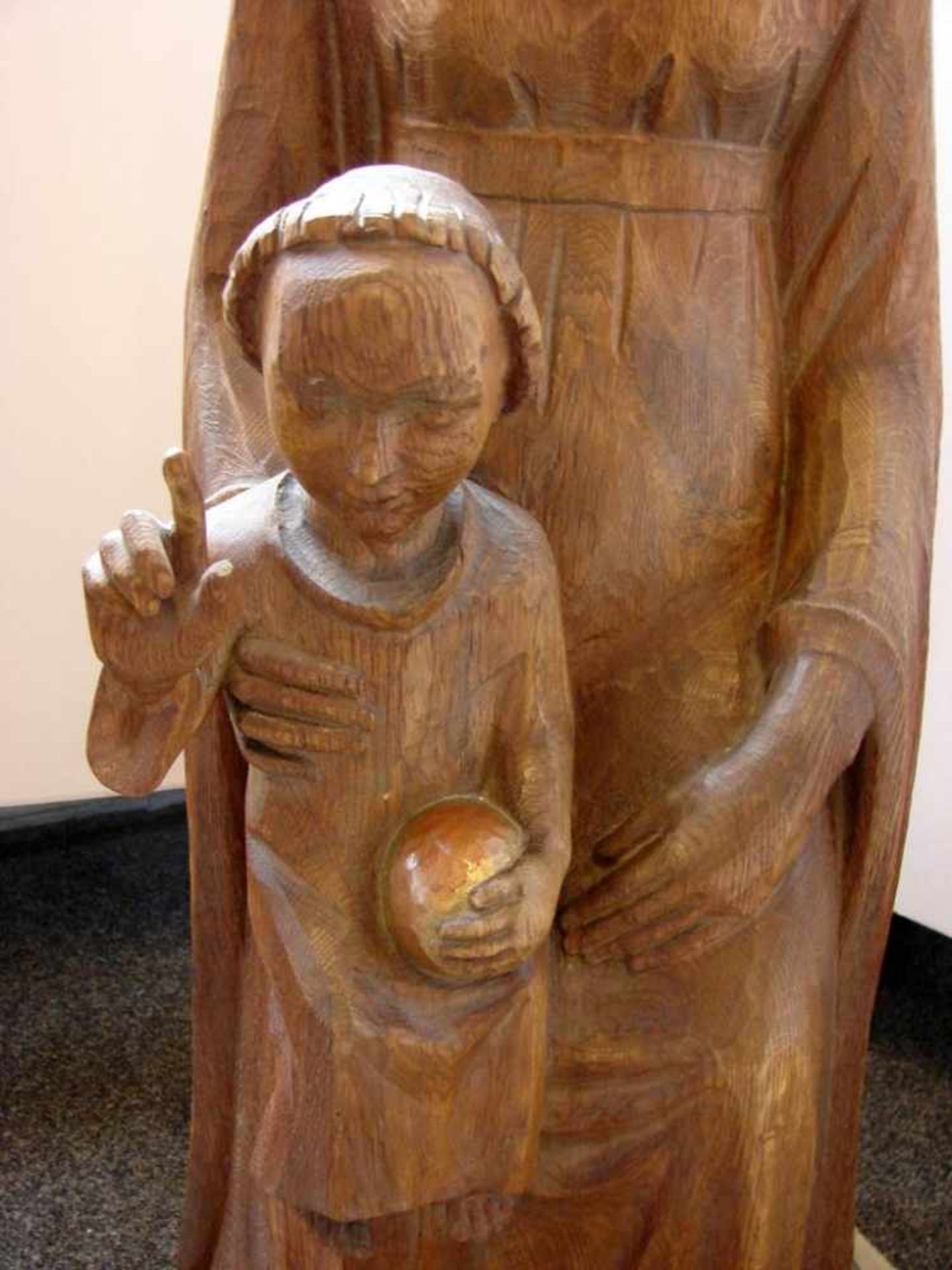 Madonna, Holz, geschnitzt, Höhe ca. 109 cm - Bild 2 aus 2