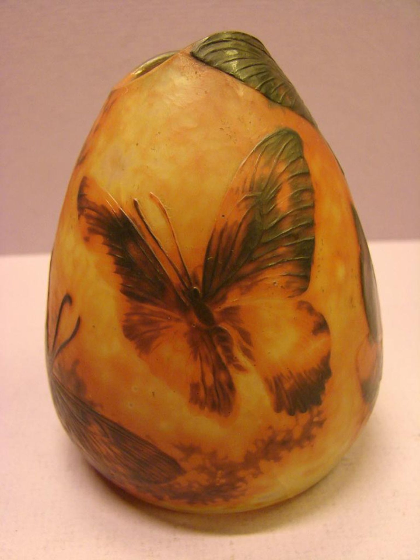 Vase, Gallé, Spitzenqualität, um 1900, (leichte Risse im Boden) Höhe ca. 10 cm- - -22.00 % buyer's - Bild 2 aus 4