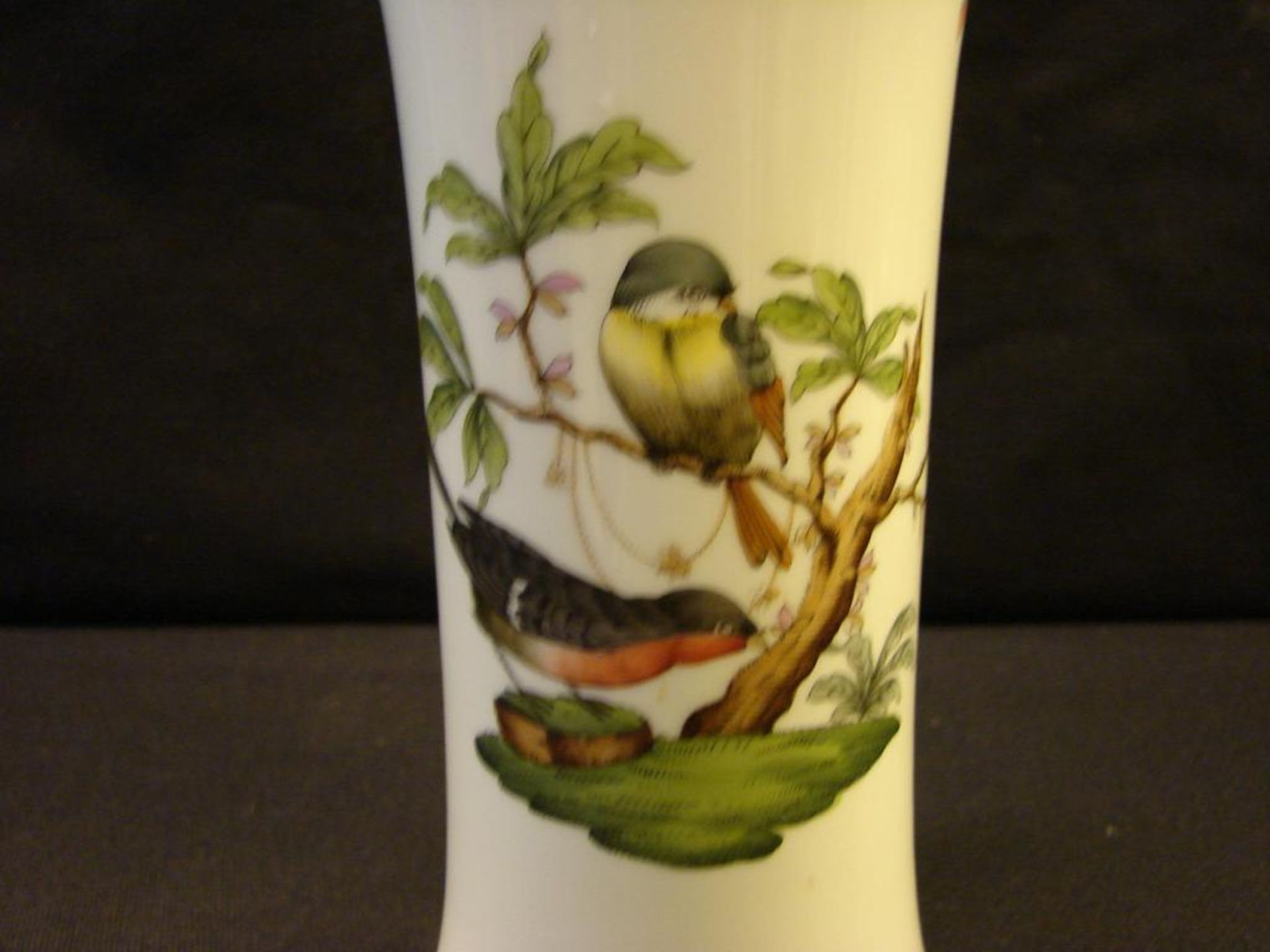 Vase, Herend, Vogelmotive, H.ca. 22 cm- - -22.00 % buyer's premium on the hammer price19.00 % VAT on - Bild 2 aus 3