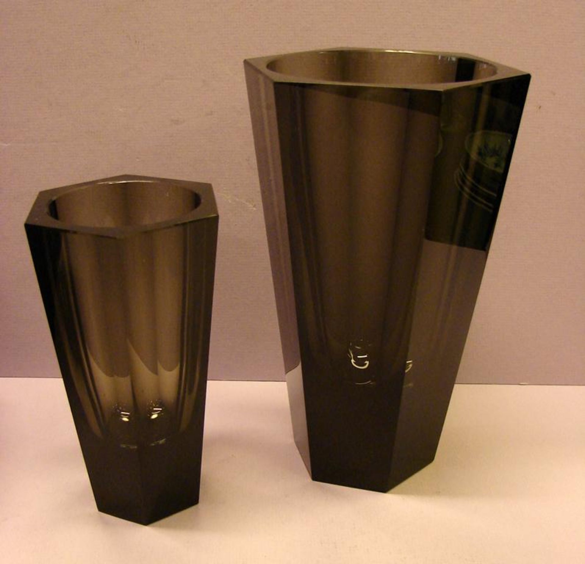 Paar Vasen, Modell Purity, Smoke, Moser, H.ca. 16, 23 cm- - -22.00 % buyer's premium on the hammer