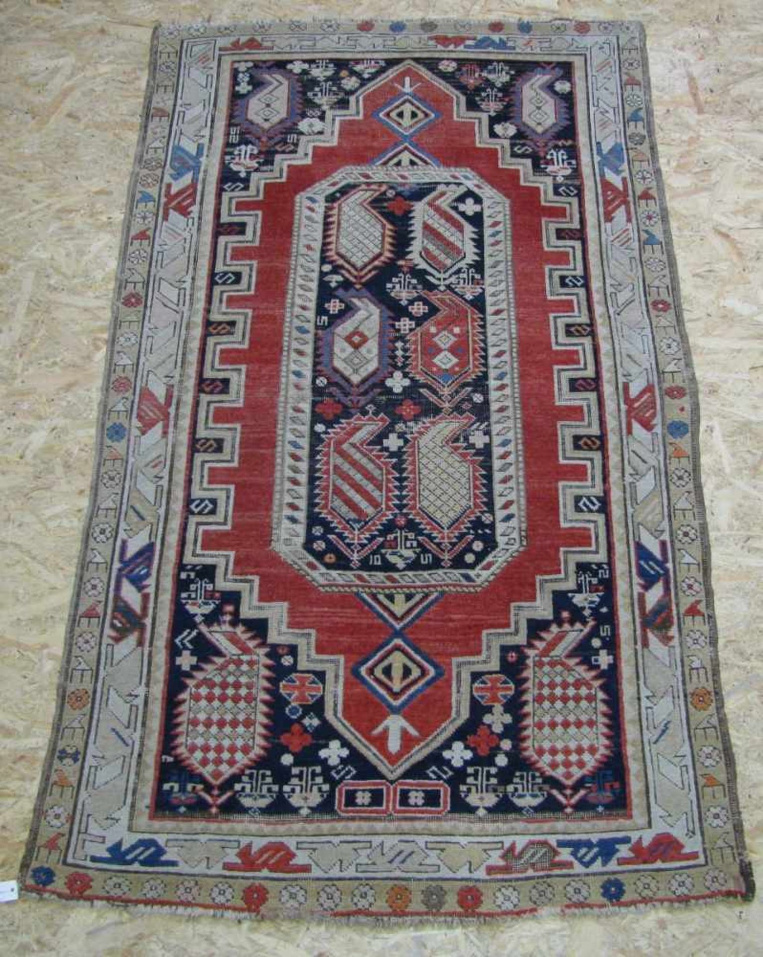 Konakgent, Russland, um 1880, ca. 184 x 105 cm.