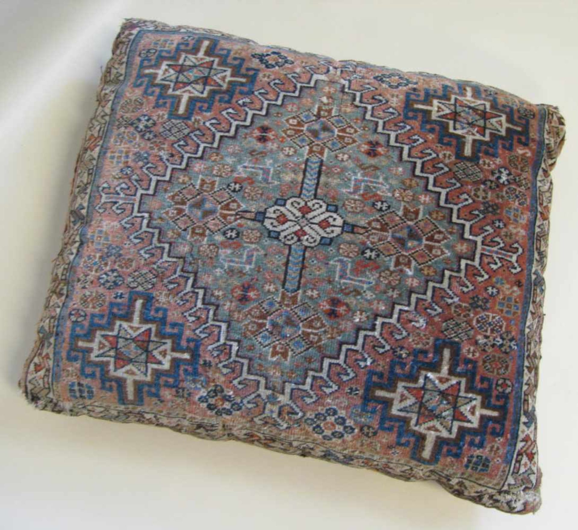 Antikes Kissen, Turkmene, ca. 44 x 45 cm.