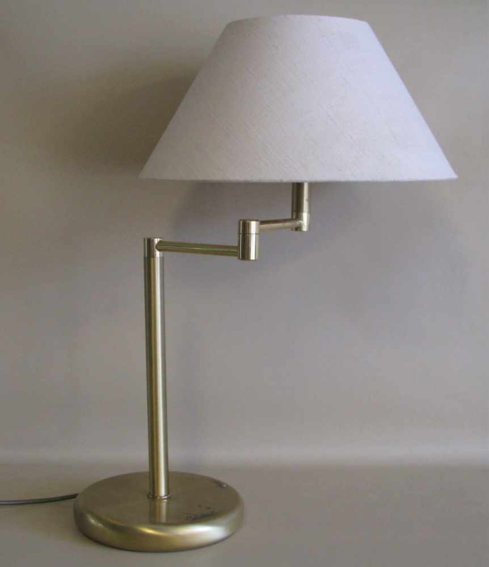 Vintage-Tischlampe, 1970er Jahre, Messing, intakt, h 65 cm, d 40 cm.