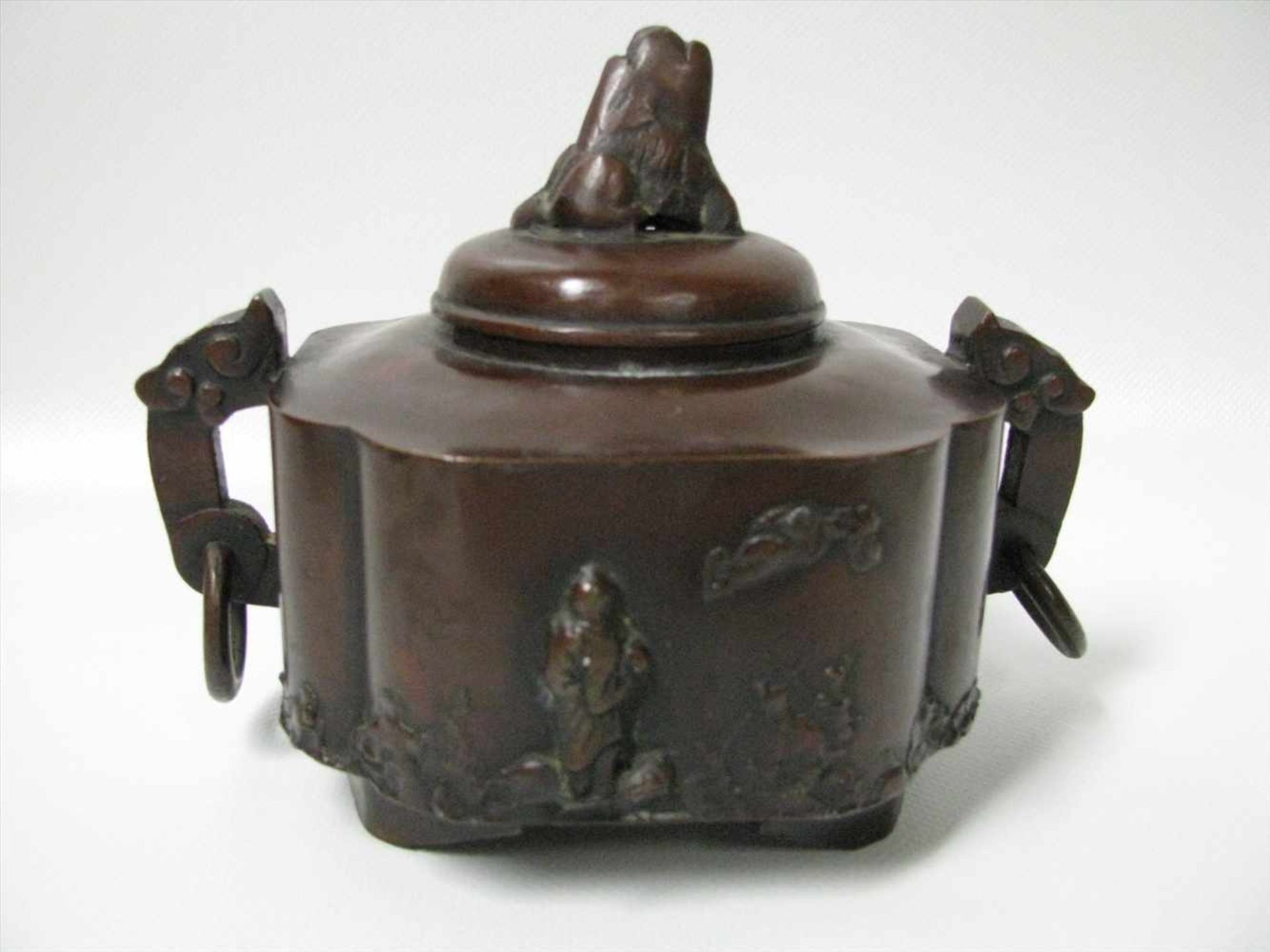 Räuchergefäß, sog. "Koro", Japan, Meiji-Periode, um 1900, Bronze rötlich patiniert, h 14 cm, d 18, - Image 2 of 2