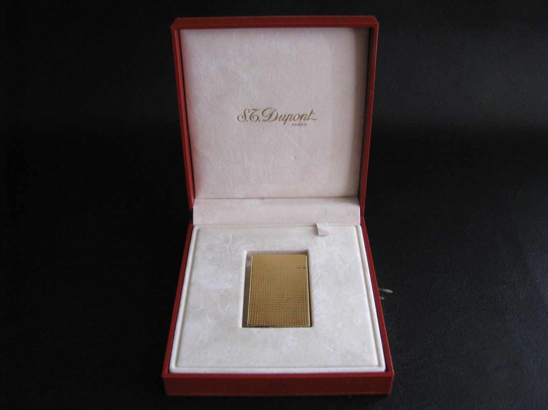 Feuerzeug, St. Dupont Paris, 20 Micron vergoldet, Originalschatulle, Papiere vorhanden, ohne