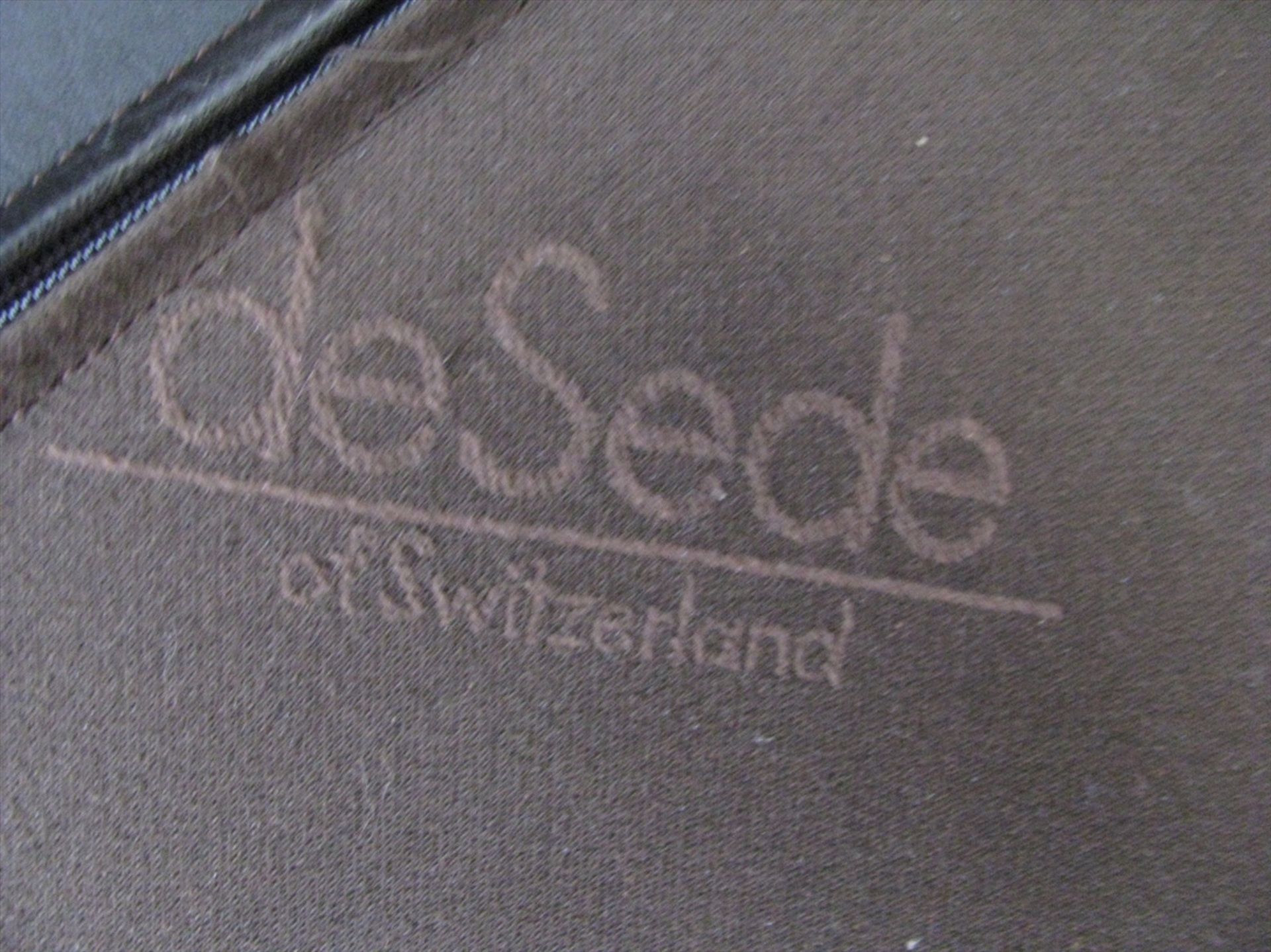 Designer-Sofa, De Sede, Modell DS 2011, Zweisitzer, schwarzes Leder, 81 x 190 x 80 cm.- - -19.00 % - Bild 3 aus 3