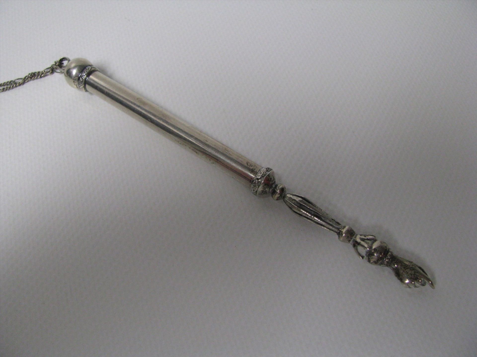 Thorazeiger (sog. "Jad"/"Yad"), 835er Silber, 23 g, l 15 cm.- - -19.00 % buyer's premium on the
