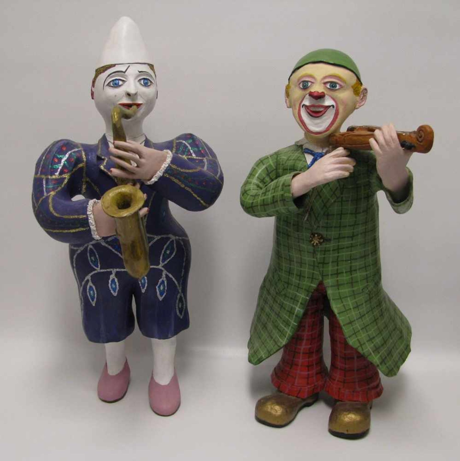 Spiegelberg, Eugen, *1944,2 Künstlerfiguren, "Pierrot mit Saxofon" und Clown Grock mit Geige",