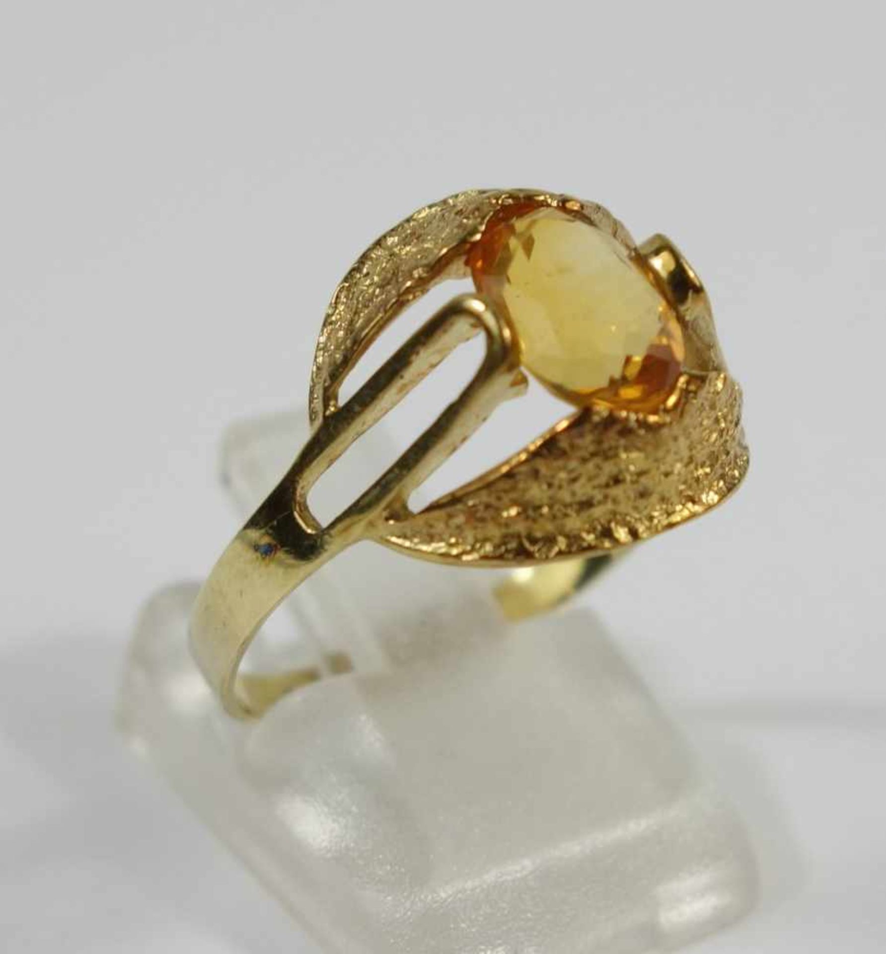 Ring mit Citrin ?, 585er Gold Gew.2,86g, Krappenfassung, U.61