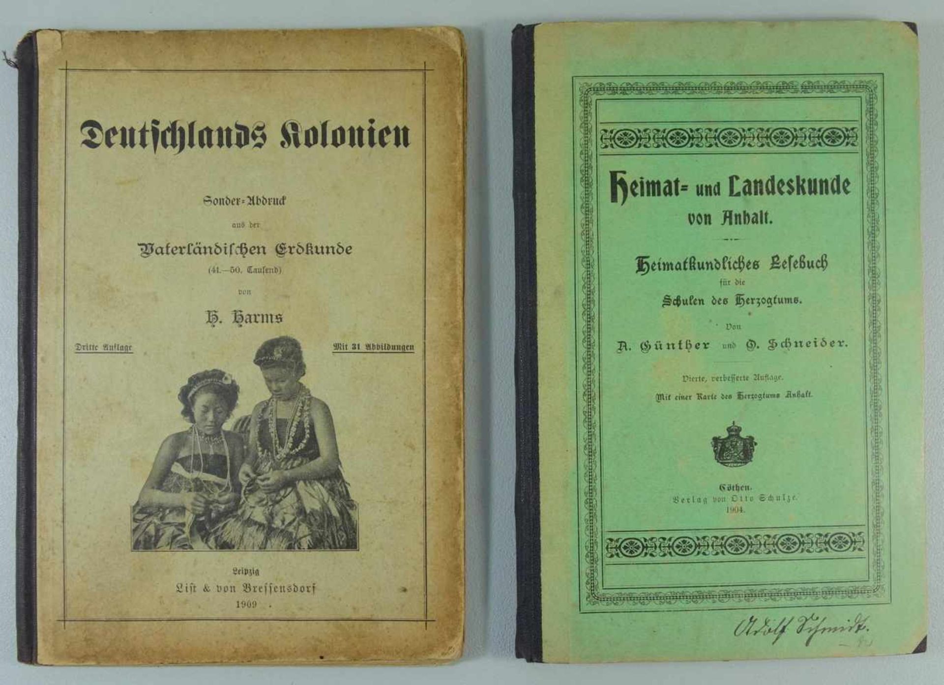 2 Bücher: Deutschlands Kolonien, 1909 und Heimatkundliches Lesebuch, 1904 Dtl.Kolonien, Sonder-