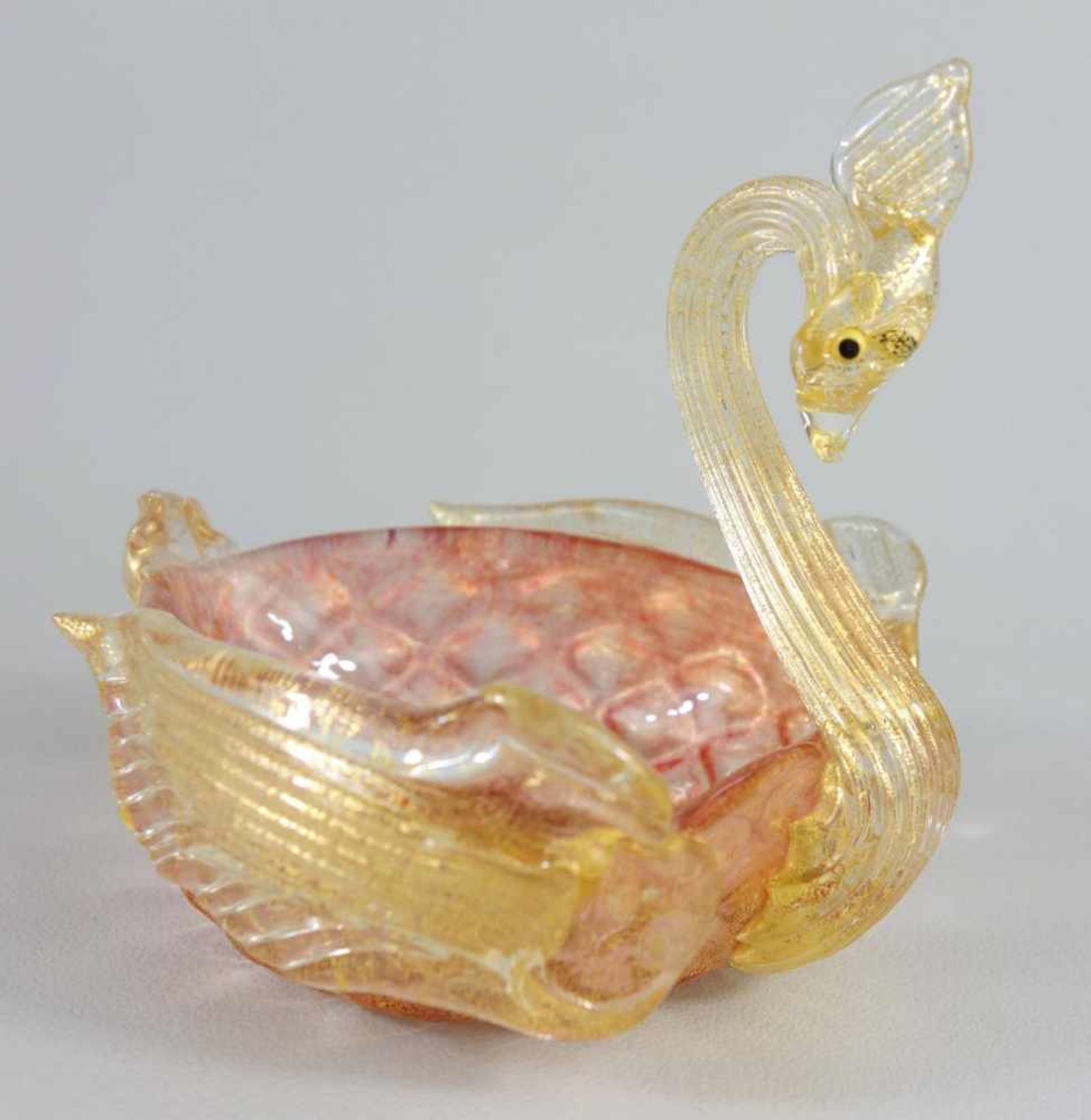 Cordonato-d´Oro-Schale in Schwanenform, Murano, 50er/60er JahreMurano-Glas, Schalenkorpus aus