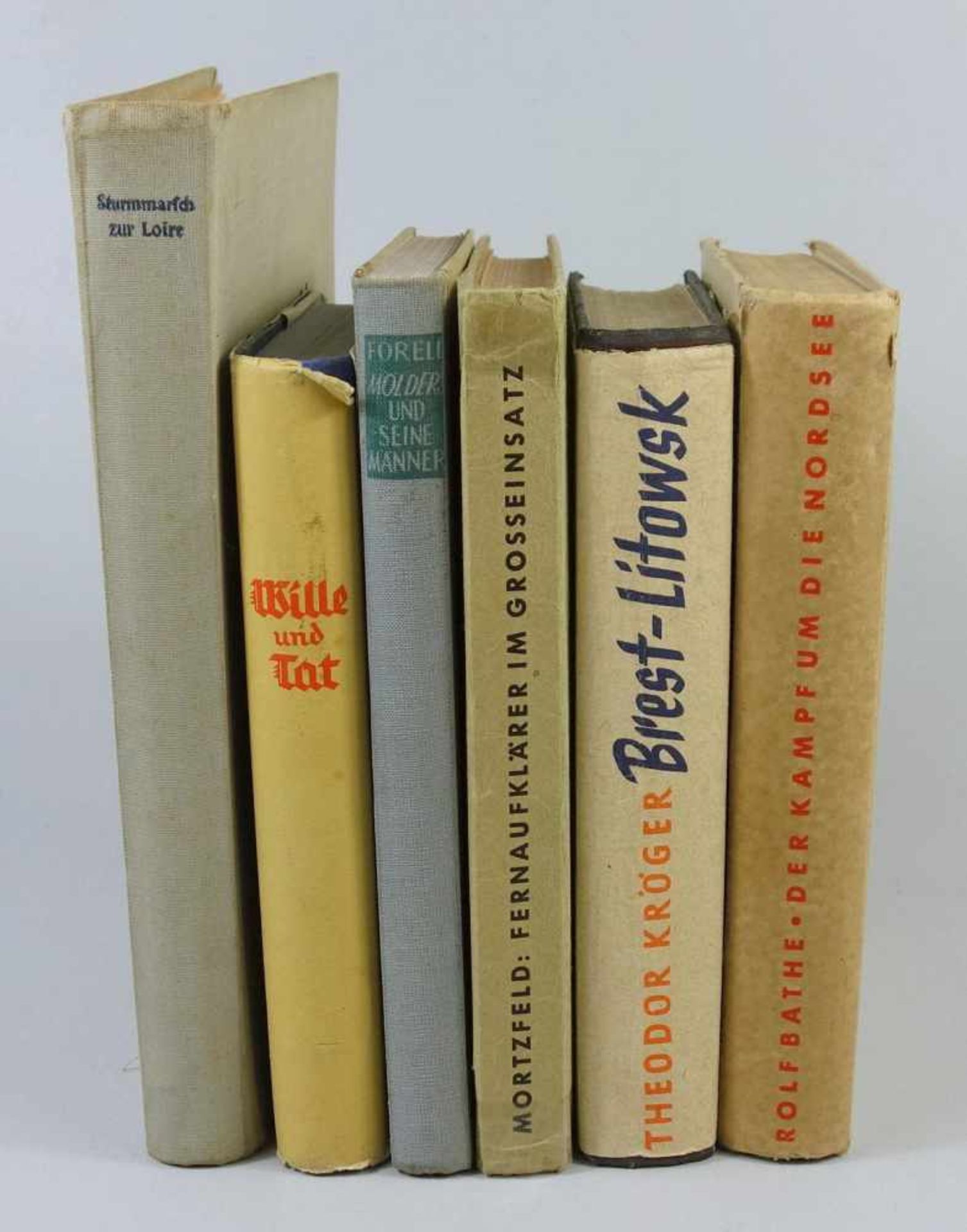 6 Bücher, II.WKSturmmarsch zur Loire, 1941; Wille und Tat, 1936; Mölders und seine Männer, 1942;