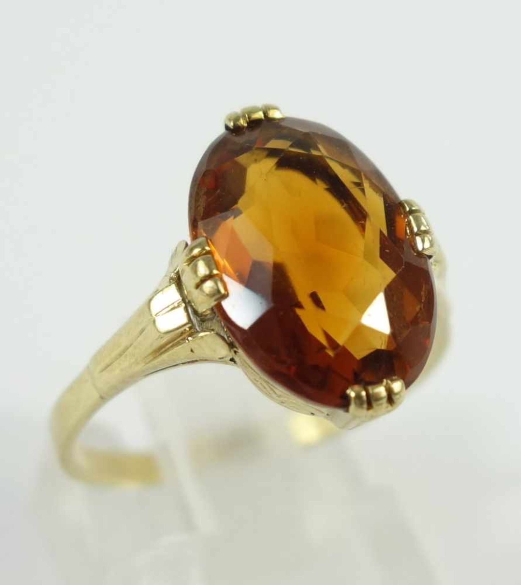 Ring mit Goldtopas ?, 585er GoldGew.3,28g, oval, U.56