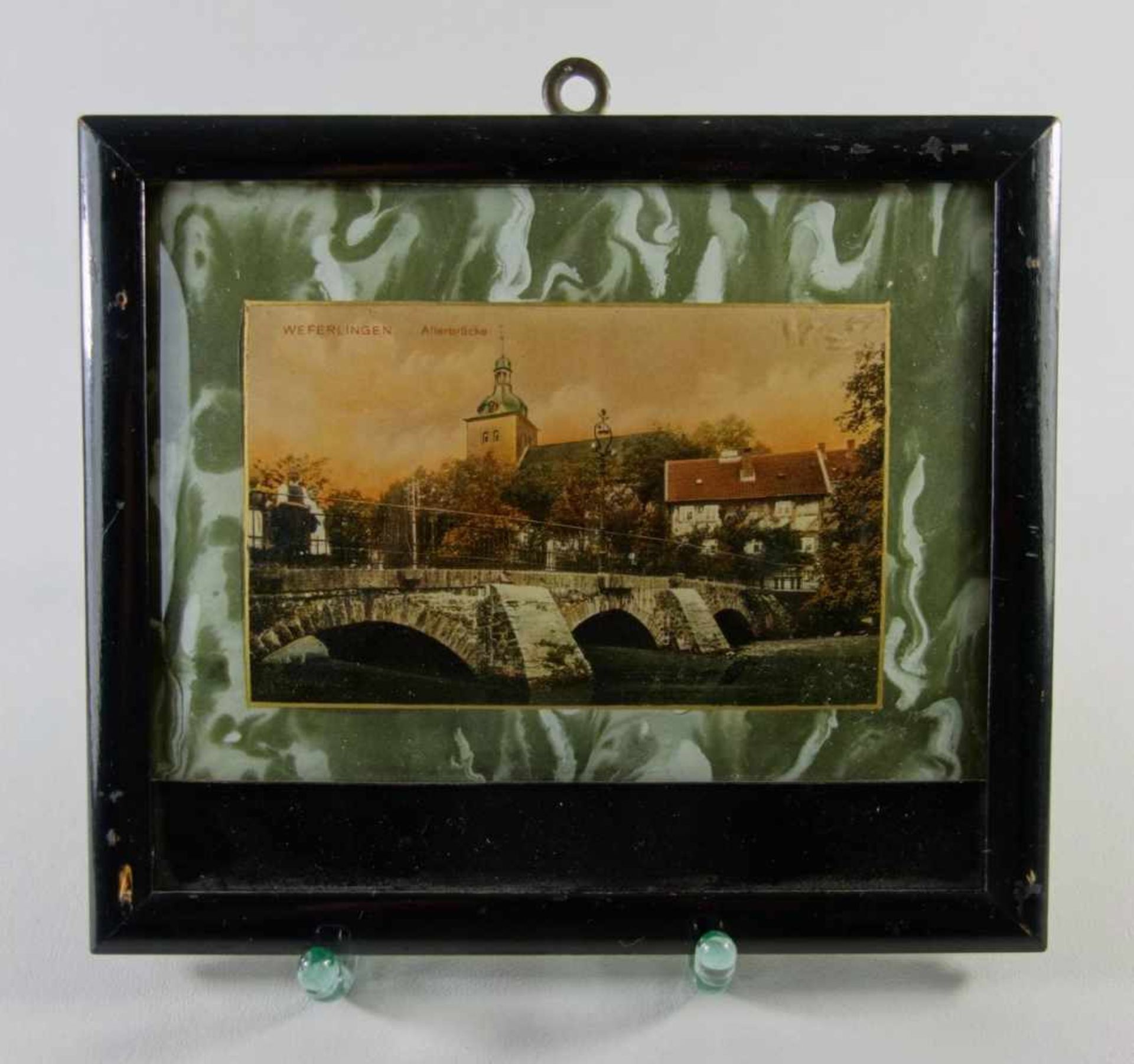Andenkenbild "Weferlingen Allerbrücke", um 1920farbig, gewölbtes Glas, schwarzer Holzrahmen,