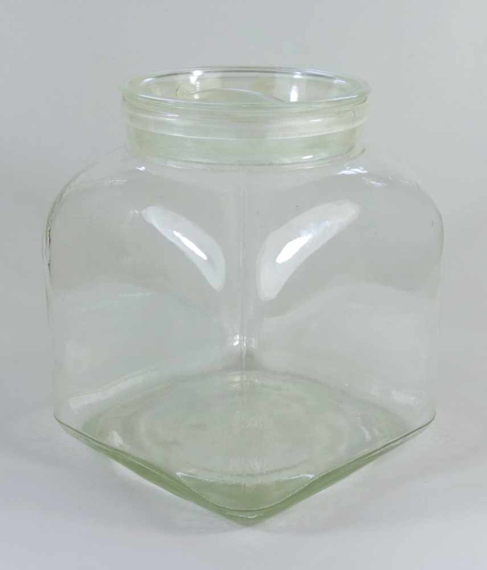 Bonbonglas, 30er Jahrein Form gepresstes Glas, H.23cm, BT ca.19*19cm